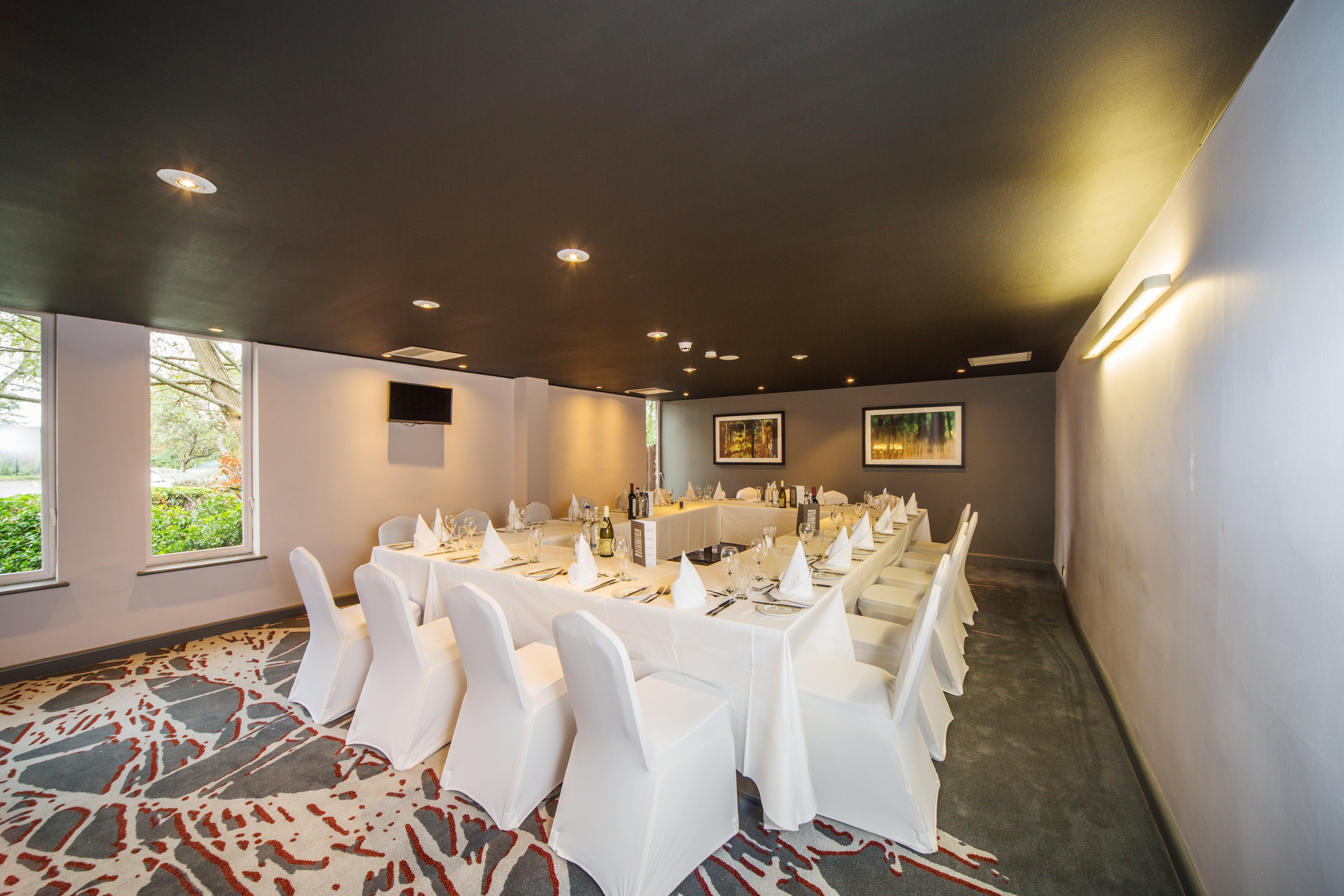 Holiday Inn Reading South M4 Jct 11 By Ihg Екстериор снимка