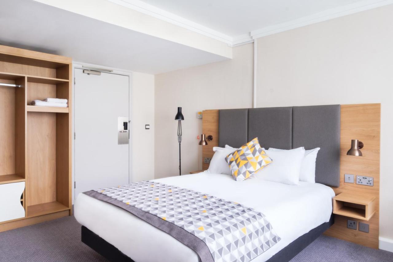 Holiday Inn Reading South M4 Jct 11 By Ihg Екстериор снимка