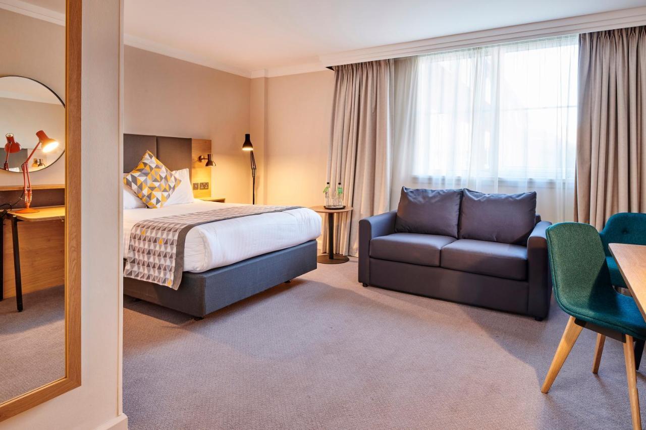 Holiday Inn Reading South M4 Jct 11 By Ihg Екстериор снимка