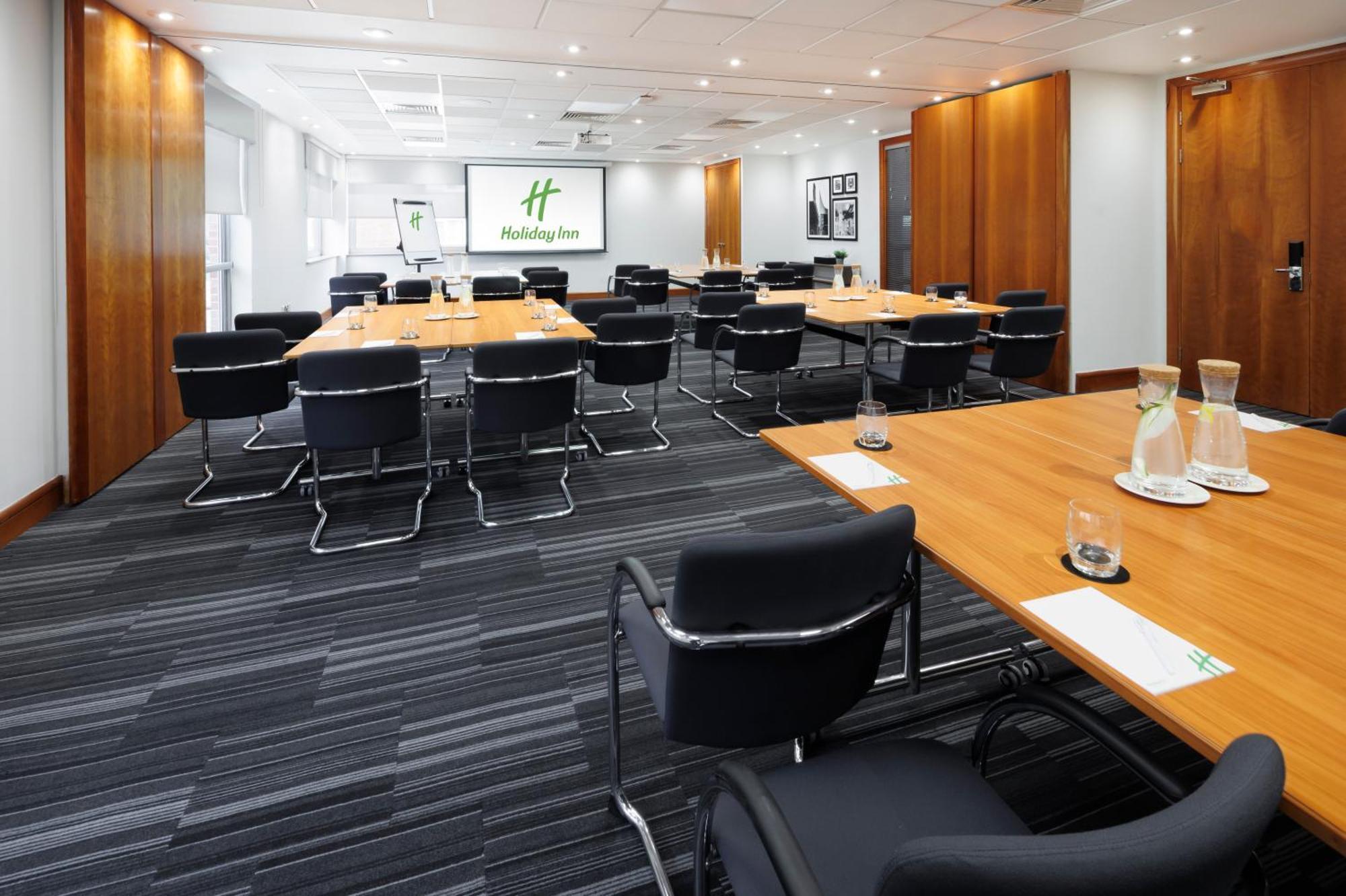Holiday Inn Reading South M4 Jct 11 By Ihg Екстериор снимка