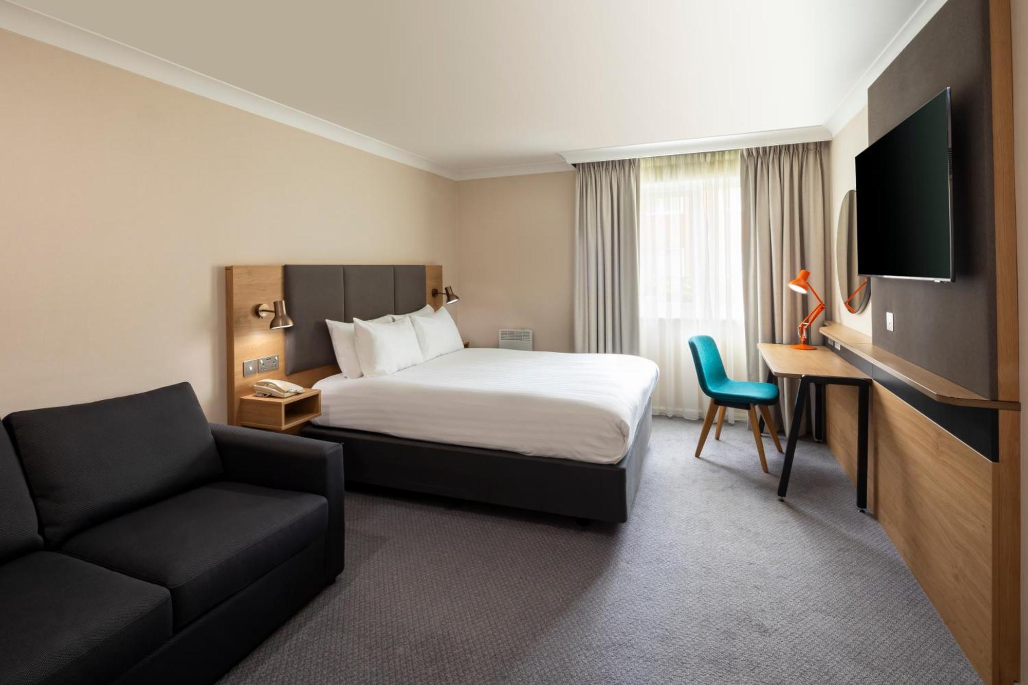 Holiday Inn Reading South M4 Jct 11 By Ihg Екстериор снимка
