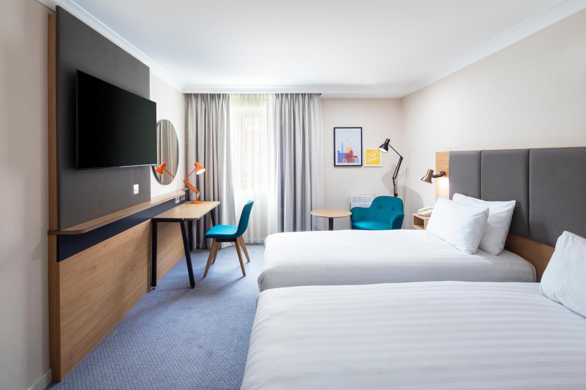 Holiday Inn Reading South M4 Jct 11 By Ihg Екстериор снимка
